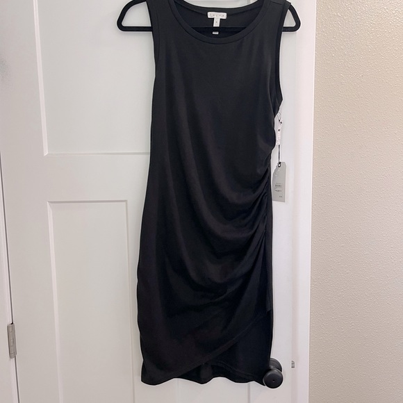 Leith Dresses & Skirts - Leith body con dress.